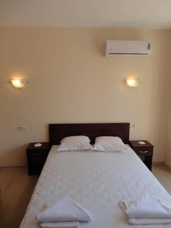 Holiday Apartments In פומורי מראה חיצוני תמונה