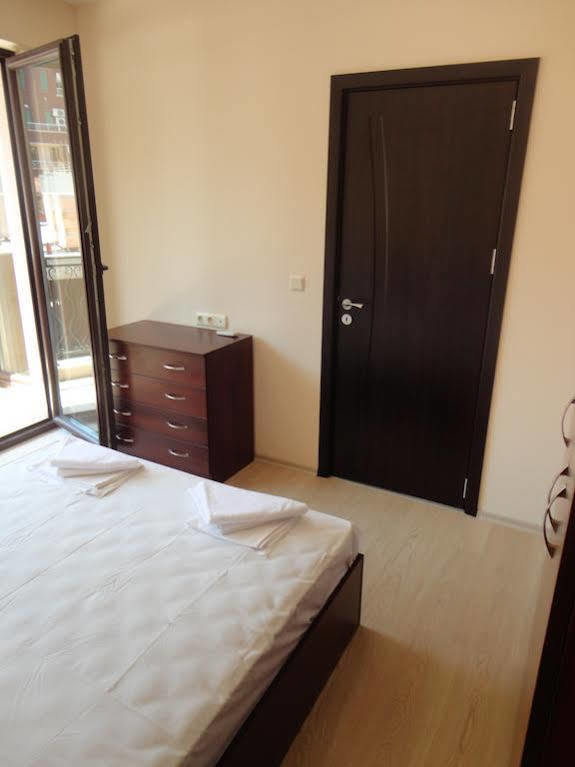 Holiday Apartments In פומורי מראה חיצוני תמונה